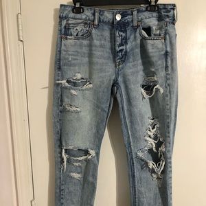 AE Tomgirl Jeans